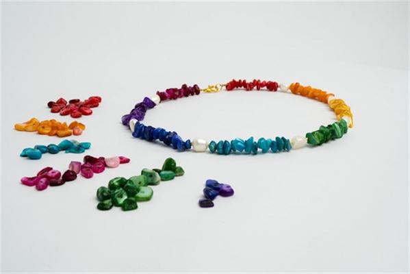 Skab smukke designs med Miyuki Delica perler